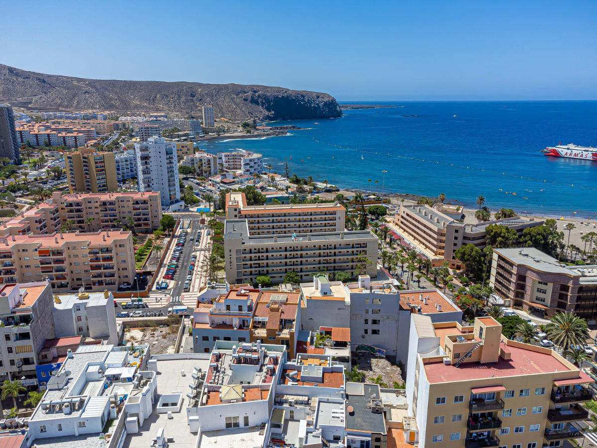 לוס כריסטיאנוס Luxury Holidays Suites, Playa De Los Cristianos מראה חיצוני תמונה
