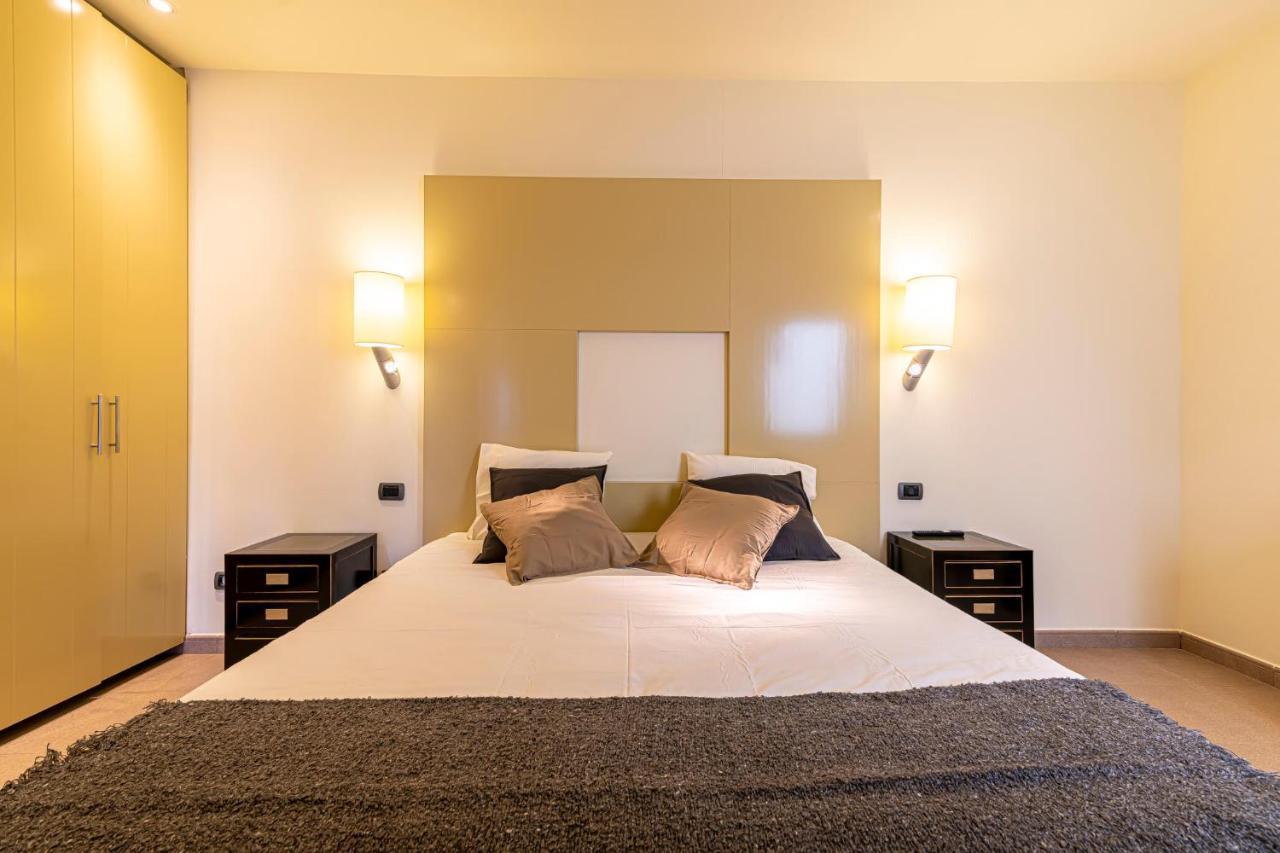לוס כריסטיאנוס Luxury Holidays Suites, Playa De Los Cristianos מראה חיצוני תמונה