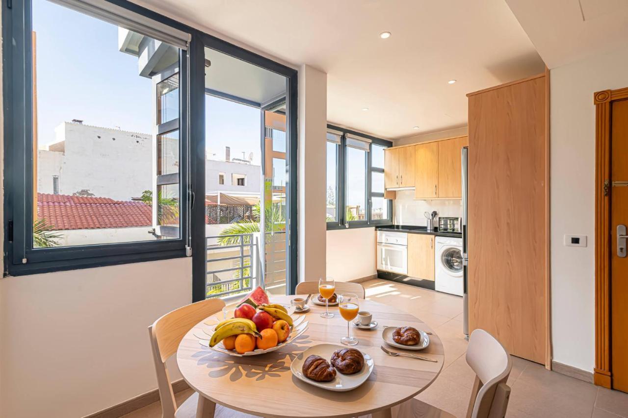 לוס כריסטיאנוס Luxury Holidays Suites, Playa De Los Cristianos מראה חיצוני תמונה