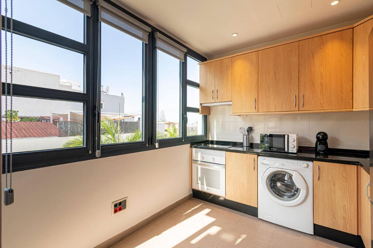 לוס כריסטיאנוס Luxury Holidays Suites, Playa De Los Cristianos מראה חיצוני תמונה